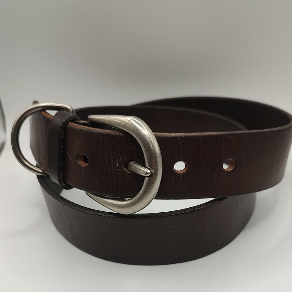 Old Navy Brown Leather Distressed Belt